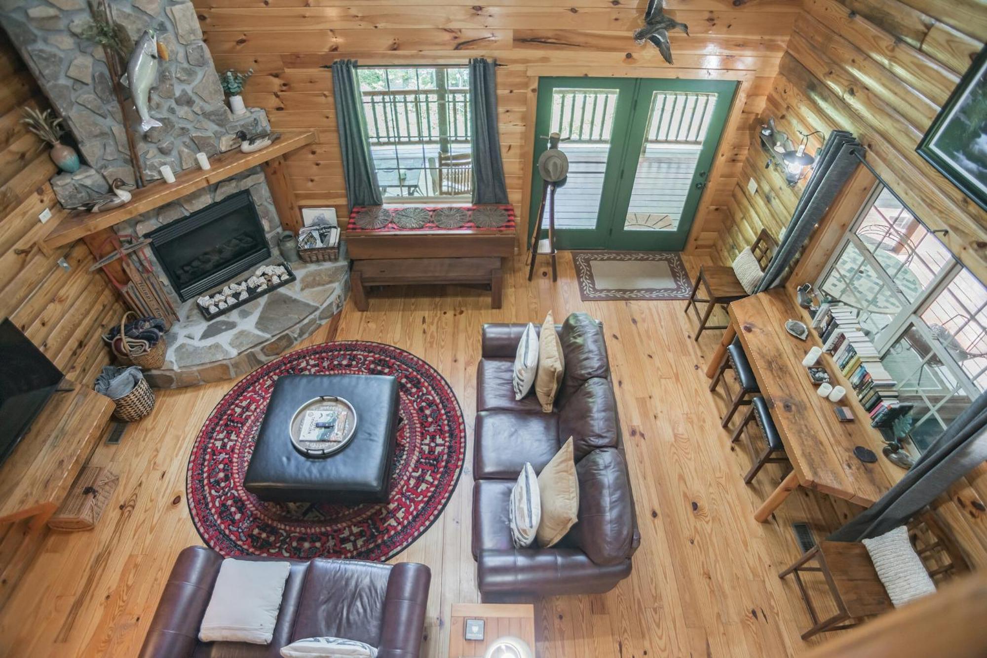 Tree Top Lodge - Gorgeous Lake Cabin With Hot Tub & Magnificent Views Of Forests And Mountains! Cabin Butler Bagian luar foto