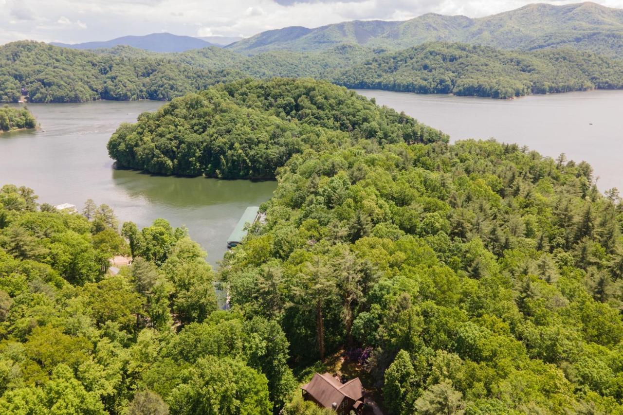 Tree Top Lodge - Gorgeous Lake Cabin With Hot Tub & Magnificent Views Of Forests And Mountains! Cabin Butler Bagian luar foto