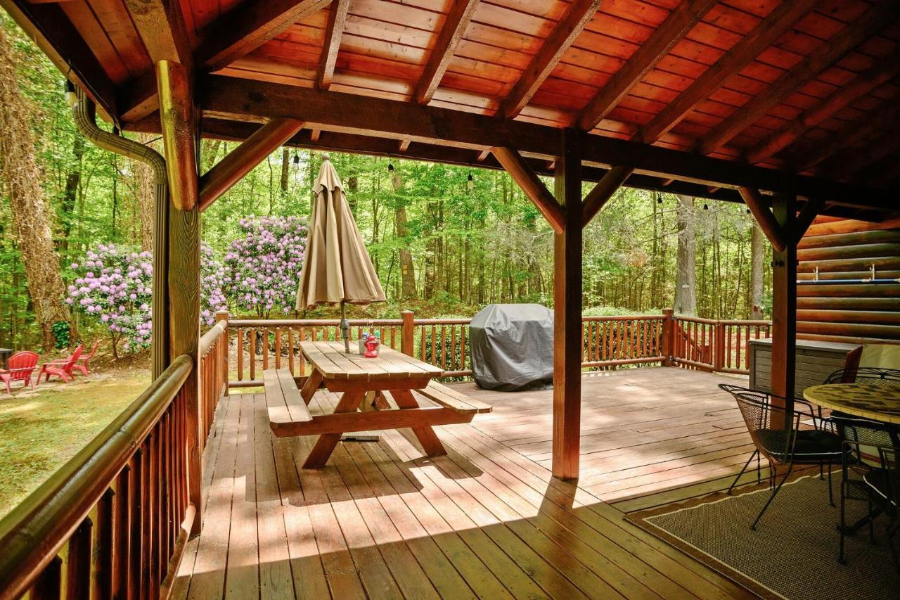 Tree Top Lodge - Gorgeous Lake Cabin With Hot Tub & Magnificent Views Of Forests And Mountains! Cabin Butler Bagian luar foto